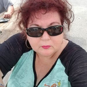 Meet your Posher, Michele